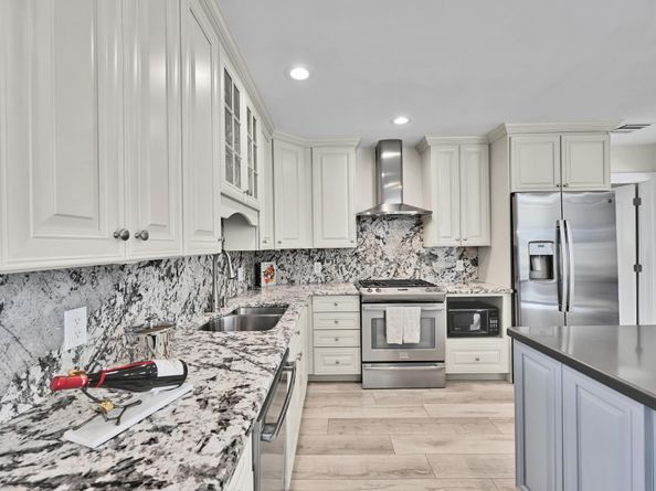 268 SE 4 Avenue, Pompano Beach FL 33060