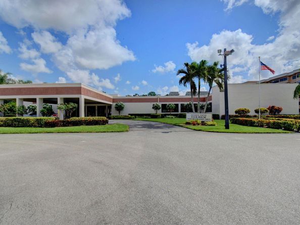 4691 Lucerne Lakes Boulevard 106, Lake Worth FL 33467