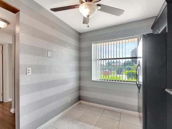 4691 Lucerne Lakes Boulevard 106, Lake Worth FL 33467