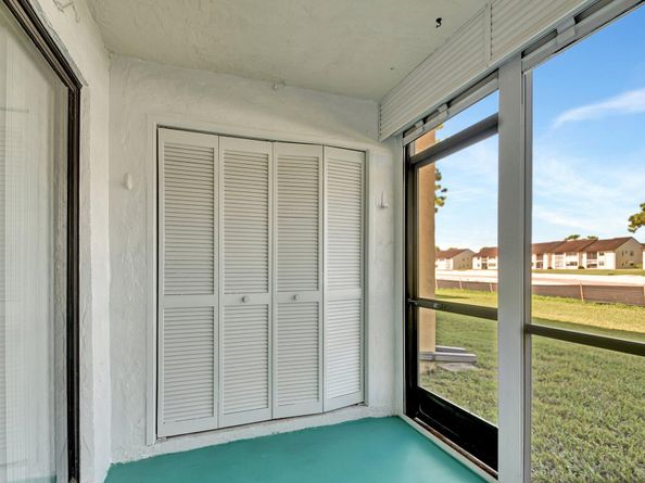 4691 Lucerne Lakes Boulevard 106, Lake Worth FL 33467