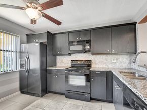 4691 Lucerne Lakes Boulevard 106, Lake Worth FL 33467