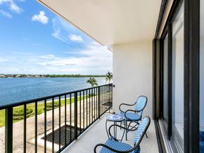 134 Lakeshore Drive 416, North Palm Beach FL 33408