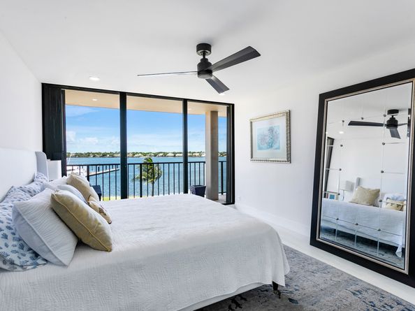 134 Lakeshore Drive 416, North Palm Beach FL 33408