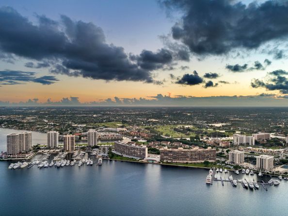 134 Lakeshore Drive 416, North Palm Beach FL 33408