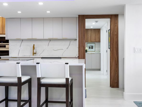 134 Lakeshore Drive 416, North Palm Beach FL 33408