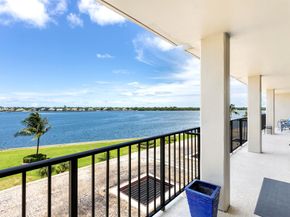 134 Lakeshore Drive 416, North Palm Beach FL 33408