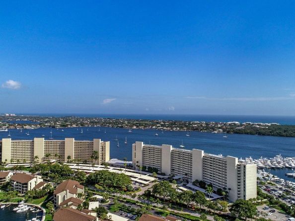134 Lakeshore Drive 416, North Palm Beach FL 33408