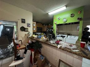 18476 NW 52nd Path, Miami Gardens FL 33055