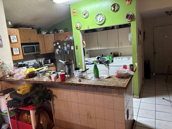 18476 NW 52nd Path, Miami Gardens FL 33055