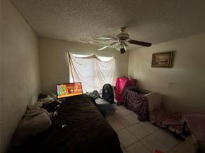 18476 NW 52nd Path, Miami Gardens FL 33055