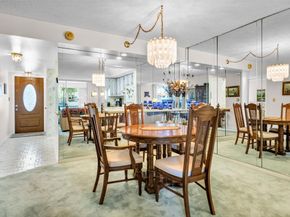 9511 N Hollybrook Lake Dr 207, Pembroke Pines FL 33025