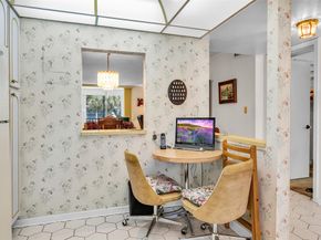 9511 N Hollybrook Lake Dr 207, Pembroke Pines FL 33025