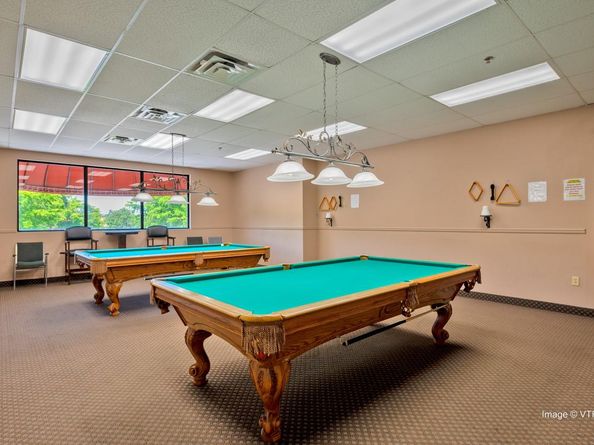 9511 N Hollybrook Lake Dr 207, Pembroke Pines FL 33025