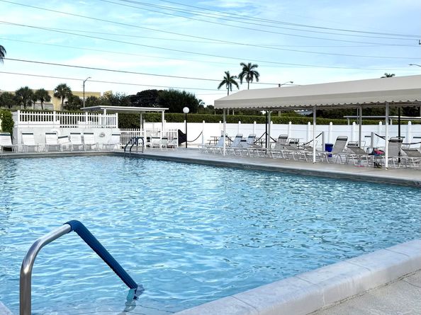 2005 NW 18th Street 201, Delray Beach FL 33445