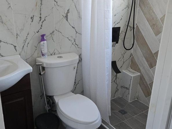 5101 SW 24th St, West Park FL 33023
