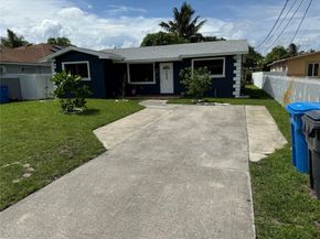 5101 SW 24th St, West Park FL 33023