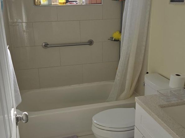 5101 SW 24th St, West Park FL 33023