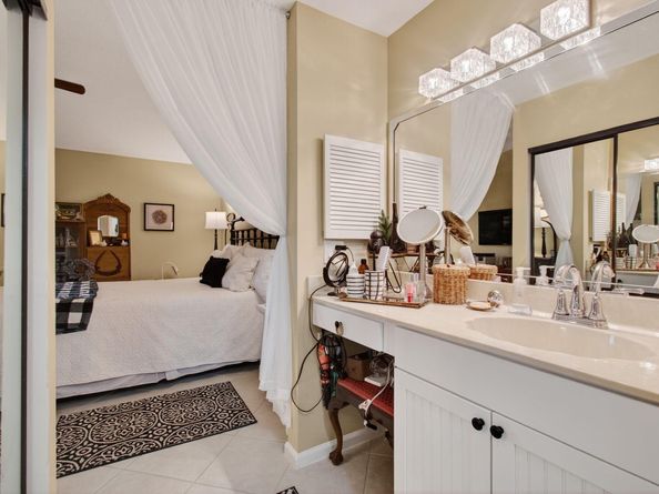 5707 Parkwalk Circle E, Boynton Beach FL 33472