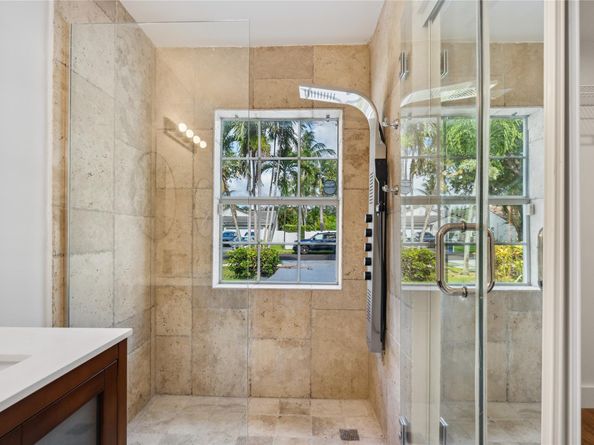 1811 SW 124th Way, Miramar FL 33027