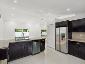 1811 SW 124th Way, Miramar FL 33027