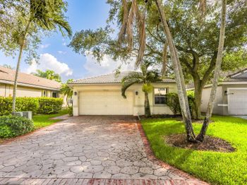 5411 NW 49th Court