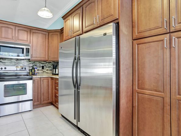 5411 NW 49th Court, Coconut Creek FL 33073