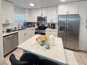151 SW 15th St, Pompano Beach FL 33060