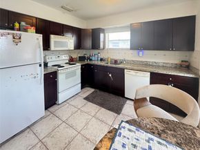 151 SW 15th St, Pompano Beach FL 33060