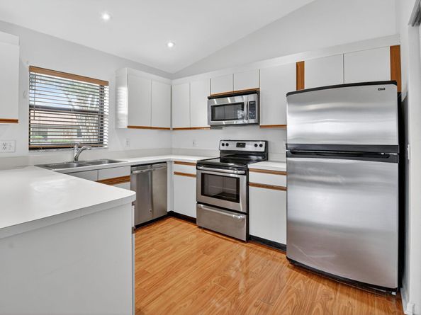 73 Via De Casas Norte, Boynton Beach FL 33426