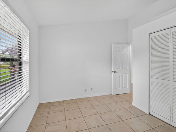 73 Via De Casas Norte, Boynton Beach FL 33426