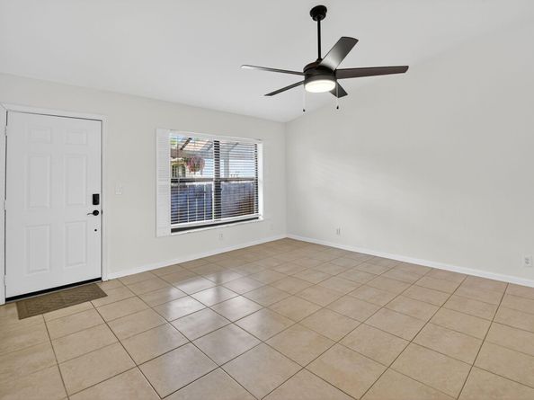 73 Via De Casas Norte, Boynton Beach FL 33426