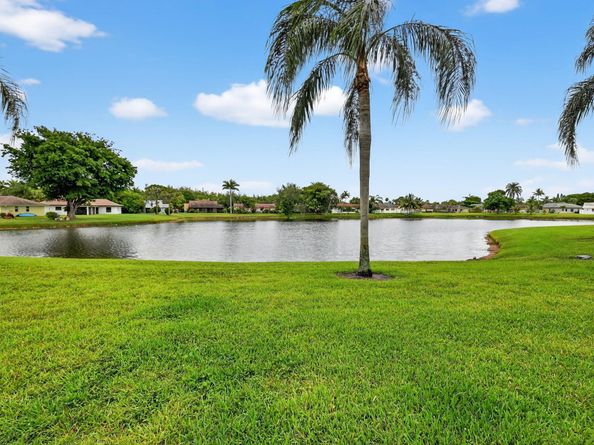 73 Via De Casas Norte, Boynton Beach FL 33426