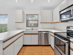 73 Via De Casas Norte, Boynton Beach FL 33426