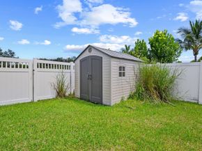1172 Grandview Circle, Royal Palm Beach FL 33411