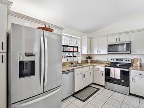 408 Republic Ct 408, Deerfield Beach FL 33442