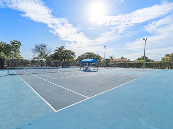 408 Republic Ct 408, Deerfield Beach FL 33442