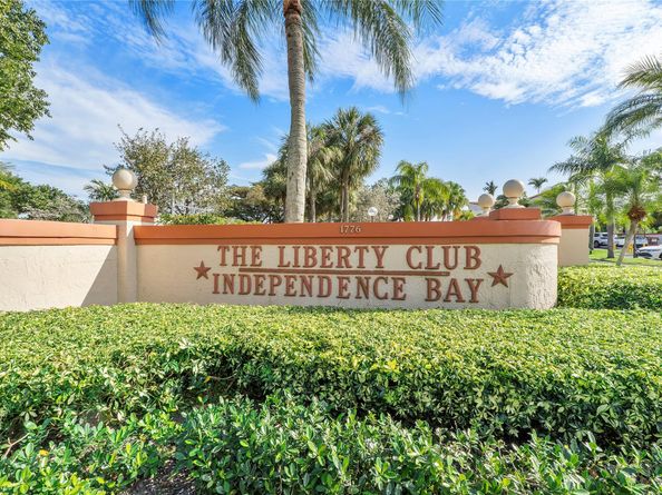 408 Republic Ct 408, Deerfield Beach FL 33442