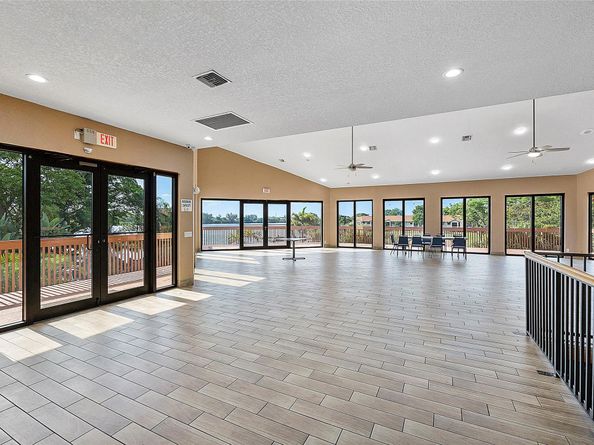 408 Republic Ct 408, Deerfield Beach FL 33442