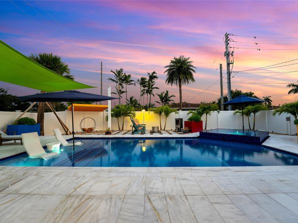 238 SE 2nd Ter, Dania Beach FL 33004