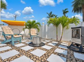 238 SE 2nd Ter, Dania Beach FL 33004
