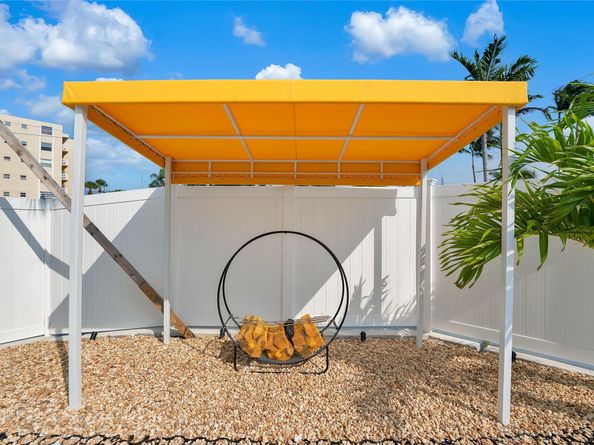 238 SE 2nd Ter, Dania Beach FL 33004