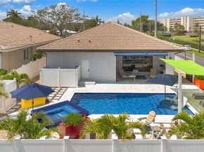 238 SE 2nd Ter, Dania Beach FL 33004