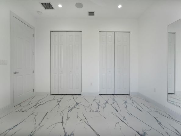 238 SE 2nd Ter, Dania Beach FL 33004