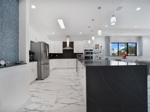 238 SE 2nd Ter, Dania Beach FL 33004