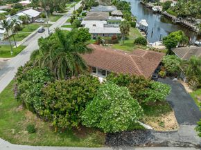 1250 SE 10th Street, Deerfield Beach FL 33441