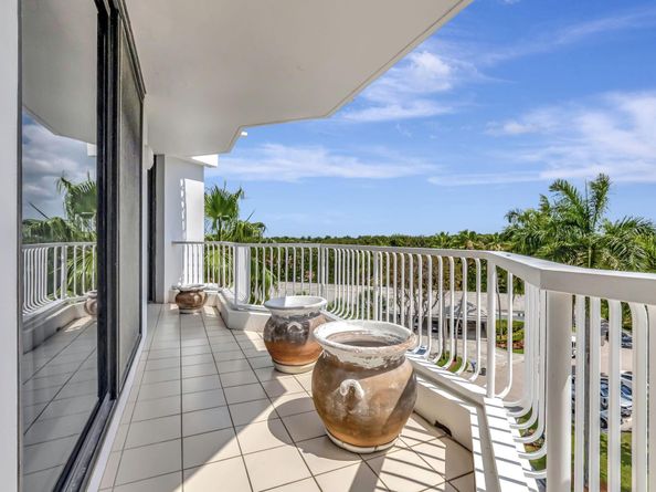 20290 Fairway Oaks Drive 254, Boca Raton FL 33434