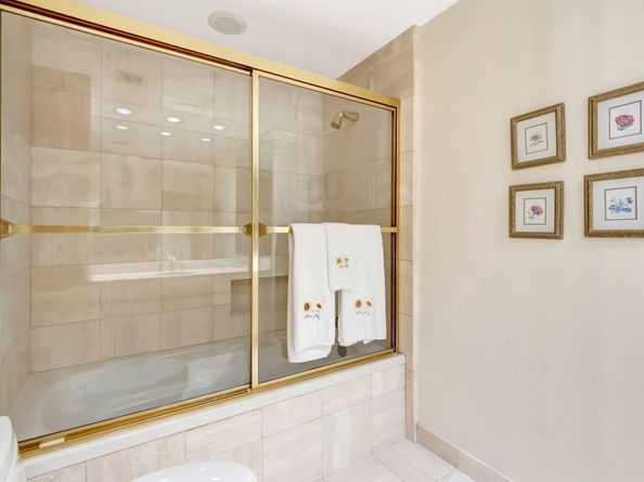 20290 Fairway Oaks Drive 254, Boca Raton FL 33434