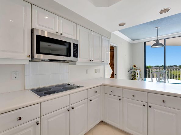 20290 Fairway Oaks Drive 254, Boca Raton FL 33434