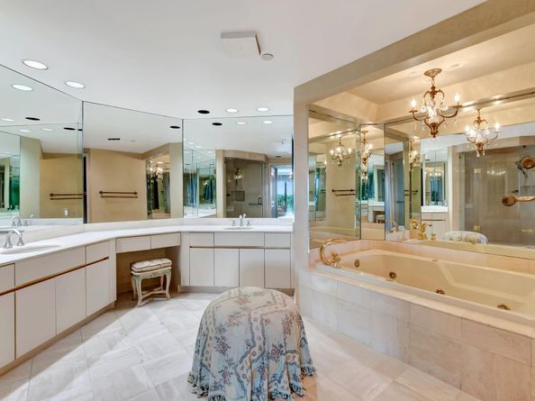 20290 Fairway Oaks Drive 254, Boca Raton FL 33434