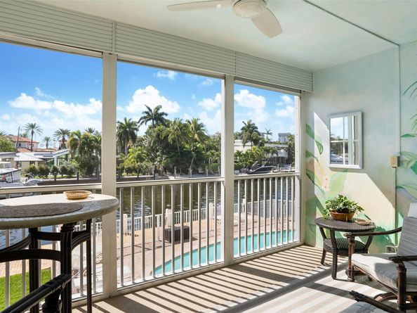 1332 Bayview Dr 203, Fort Lauderdale FL 33304
